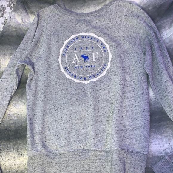 Abercrombie & Fitch Crewneck Sweater - Picture 3 of 3